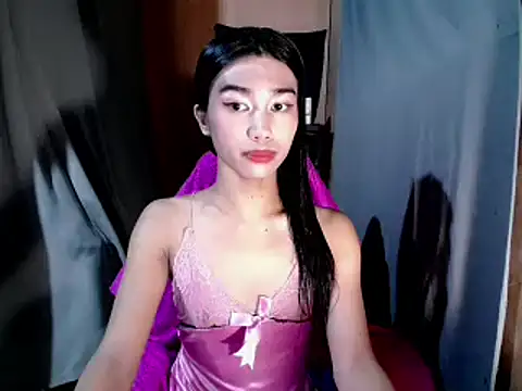 Snapshot of ToKeNa chatting on 24, 10, 2025 ToKeNa online show from 24, 10, 2025