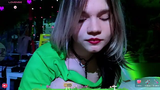 Cutiepiespanks online show from 17, 3, 2025