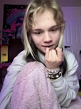 Snapshot of Cutiepiespanks chatting on 11, 2, 2026 Cutiepiespanks online show from 11, 2, 2026