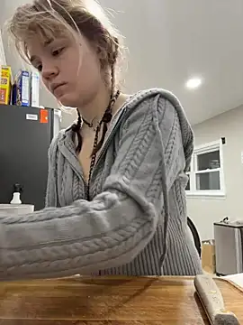 Snapshot of Cutiepiespanks chatting on 15, 2, 2026 Cutiepiespanks online show from 15, 2, 2026