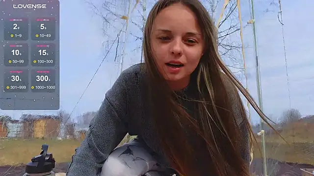 Snapshot of Misss_Vikk chatting on 14, 4, 2026 Misss Vikk online show from 14, 4, 2026