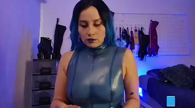 Snapshot of mylatexpleasure chatting on 17, 1, 2025 mylatexpleasure online show from 17, 1, 2025