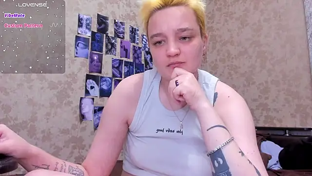 Snapshot of Imlinn chatting on 4, 10, 2025 Imlinn online show from 4, 10, 2025