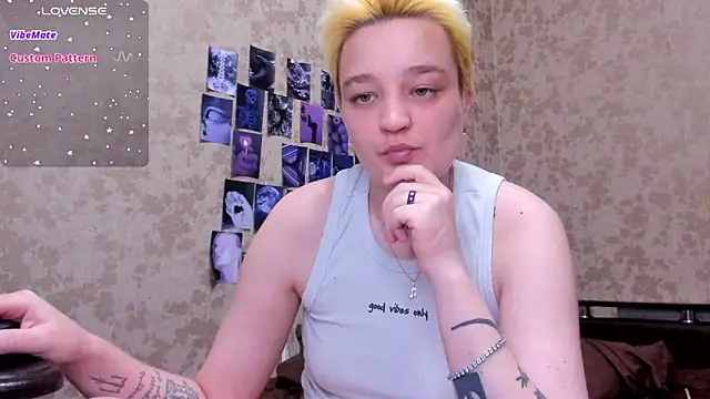 Snapshot of Imlinn chatting on 6, 10, 2025 Imlinn online show from 6, 10, 2025