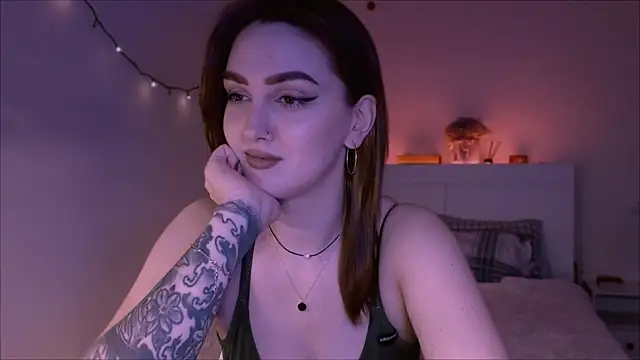 LilyFarey online show from 18, 1, 2025