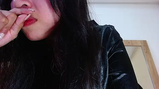 Snapshot of Sweet_baby_hellen chatting on 7, 12, 2024 Sweet baby hellen online show from 7, 12, 2024