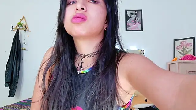 Snapshot of Sweet_baby_hellen chatting on 19, 3, 2026 Sweet baby hellen online show from 19, 3, 2026
