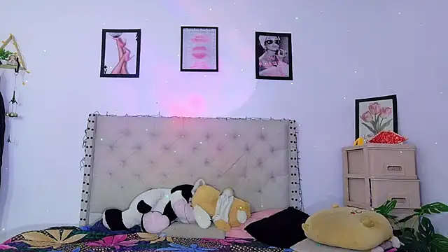 Snapshot of Sweet_baby_hellen chatting on 20, 3, 2026 Sweet baby hellen online show from 20, 3, 2026