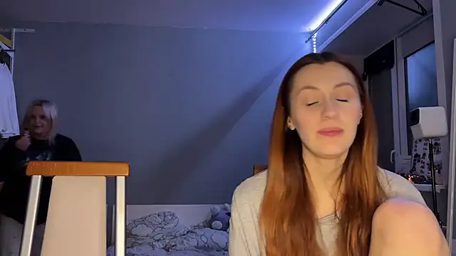 Uniarten online show from 12, 11, 2025