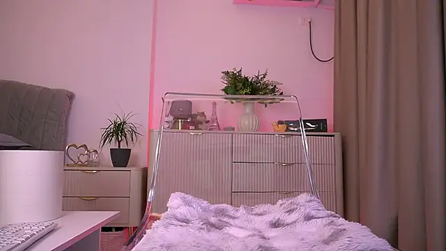 lildiaa online show from 4, 5, 2026