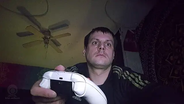 slankecrosdresser online show from 4, 4, 2026