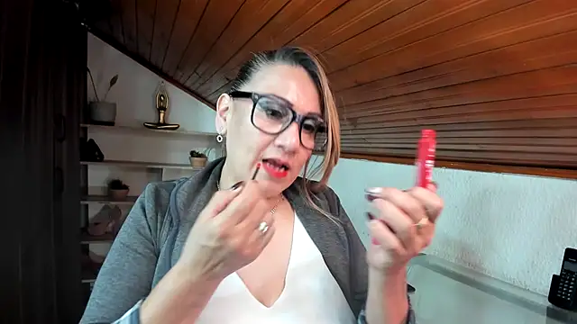 Snapshot of yayita_mature chatting on 30, 4, 2026 yayita mature online show from 30, 4, 2026