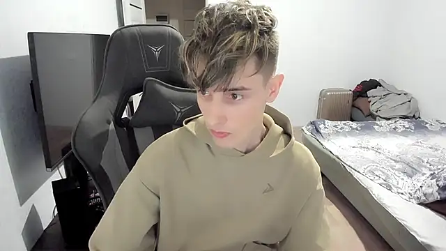 James Mills online show from 3, 2, 2026