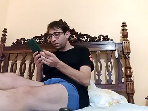 White rabbit  online show from 11, 9, 2025