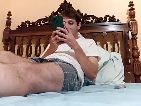 White rabbit  online show from 21, 9, 2025