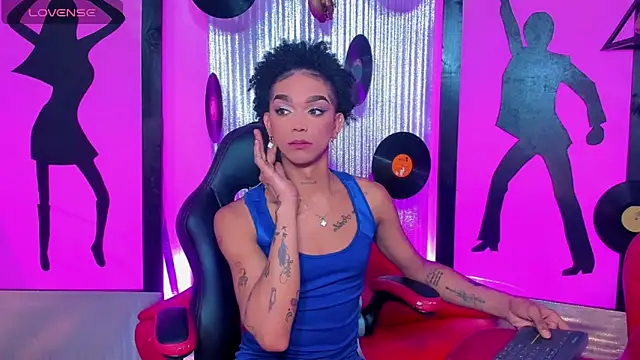 nickyminach  online show from 5, 3, 2026