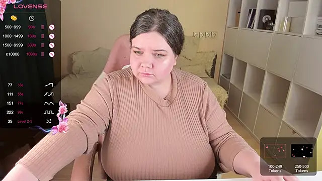 Snapshot of PlumPie chatting on 26, 9, 2025 PlumPie online show from 26, 9, 2025