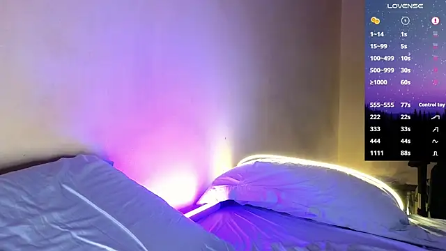 Snapshot of DominantTheo chatting on 15, 11, 2025 DominantTheo online show from 15, 11, 2025