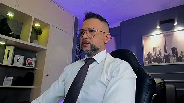 MrFrank tattoo online show from 19, 11, 2025