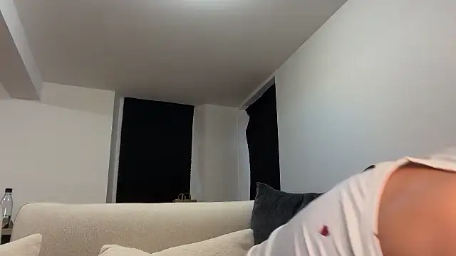 Snapshot of onefire56 chatting on 19, 10, 2025 onefire56 online show from 19, 10, 2025