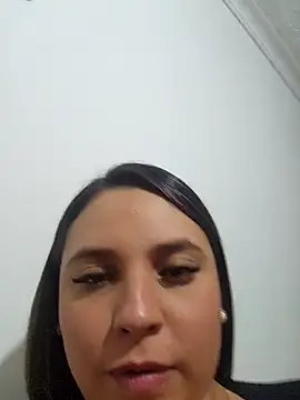 LizzRouse online show from 2, 10, 2025