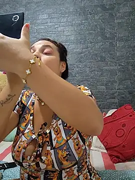 LizzRouse online show from 22, 12, 2025