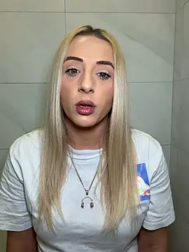 Strongqueen online show from 4, 6, 2026