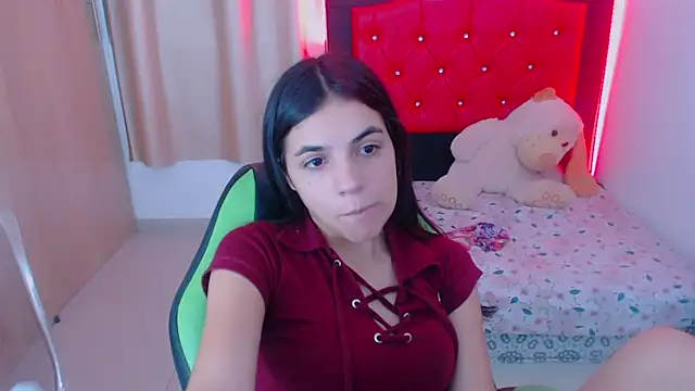Snapshot of _elenna chatting on 13, 12, 2024 elenna online show from 13, 12, 2024