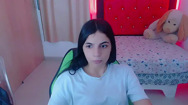 Snapshot of _elenna chatting on 21, 12, 2024 elenna online show from 21, 12, 2024