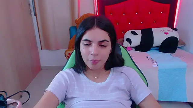 Snapshot of _elenna chatting on 21, 1, 2025 elenna online show from 21, 1, 2025