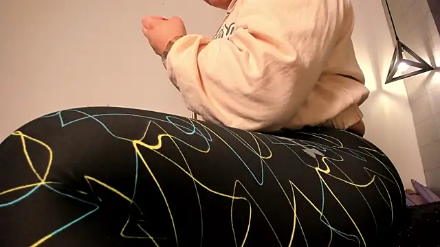  rebecca1 online show from 19, 3, 2025