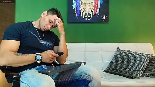 Snapshot of GendersonFit chatting on 23, 9, 2025 GendersonFit online show from 23, 9, 2025