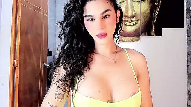 Snapshot of little_tsgirl_ chatting on 5, 7, 2026 little tsgirl online show from 5, 7, 2026