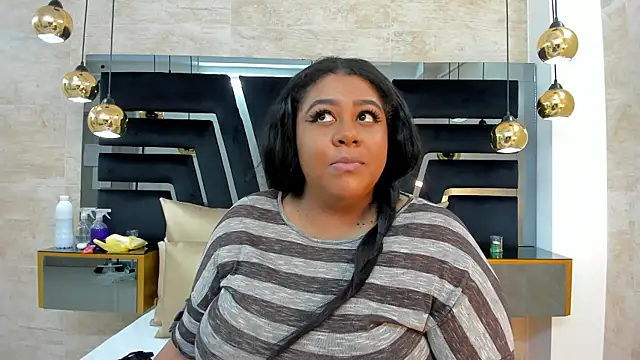 BiancaFollerach online show from 4, 2, 2025