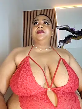 BiancaFollerach online show from 13, 5, 2026