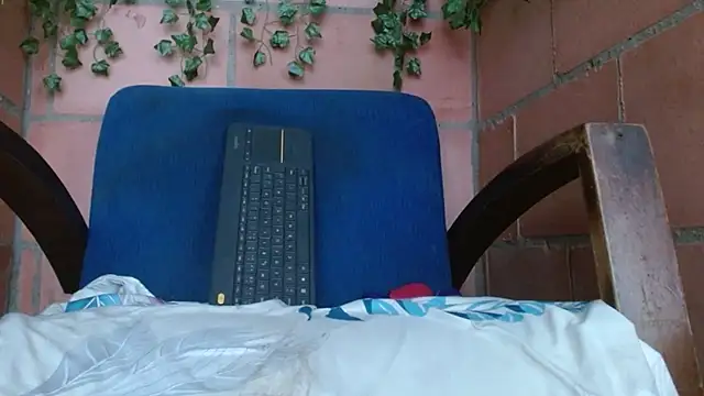 belindathompson online show from 14, 11, 2025