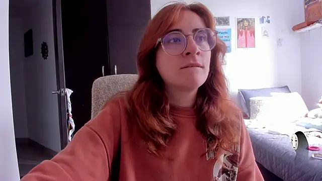 Snapshot of linda_giggle chatting on 10, 12, 2024 linda giggle online show from 10, 12, 2024