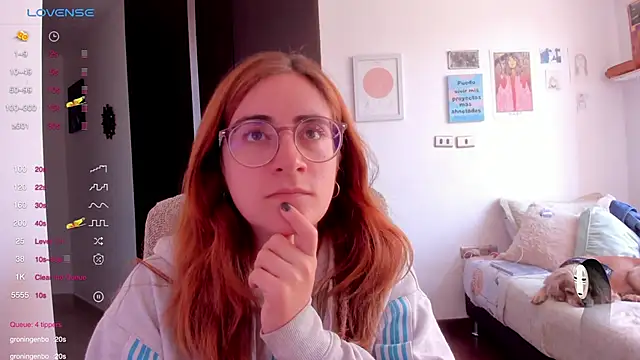 Snapshot of linda_giggle chatting on 21, 1, 2025 linda giggle online show from 21, 1, 2025