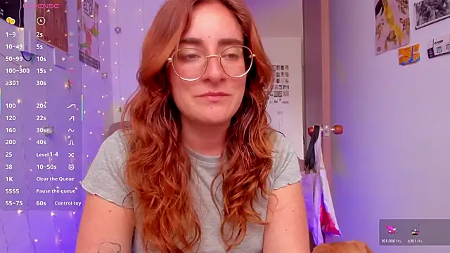 Snapshot of linda_giggle chatting on 19, 9, 2025 linda giggle online show from 19, 9, 2025