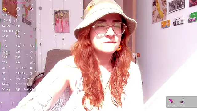 Snapshot of linda_giggle chatting on 23, 9, 2025 linda giggle online show from 23, 9, 2025