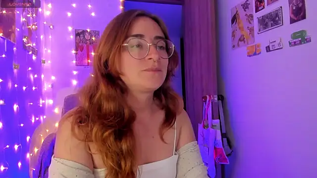 Snapshot of linda_giggle chatting on 29, 9, 2025 linda giggle online show from 29, 9, 2025