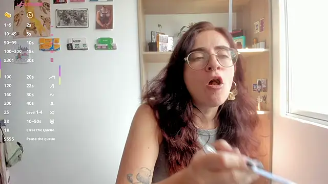 Snapshot of linda_giggle chatting on 7, 1, 2026 linda giggle online show from 7, 1, 2026