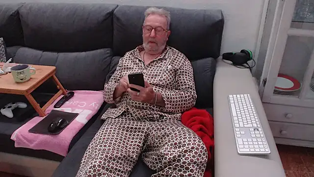 Nudelschwanz online show from 10, 12, 2024