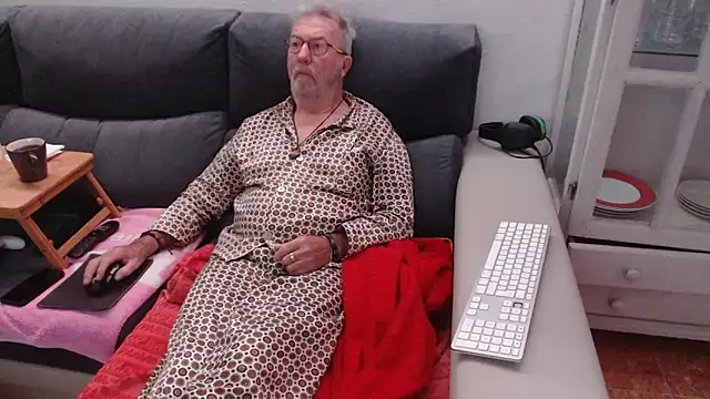 Nudelschwanz online show from 13, 12, 2024