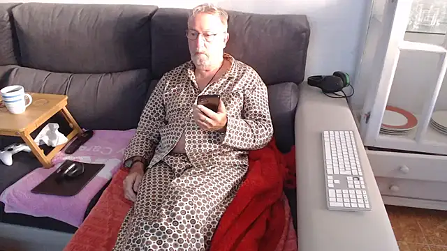 Nudelschwanz online show from 15, 12, 2024