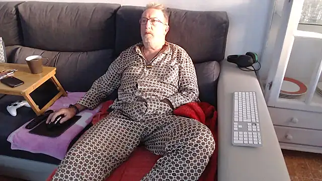 Nudelschwanz online show from 16, 12, 2024