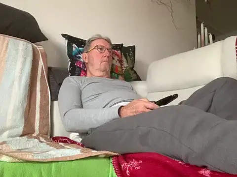 Nudelschwanz online show from 25, 1, 2025