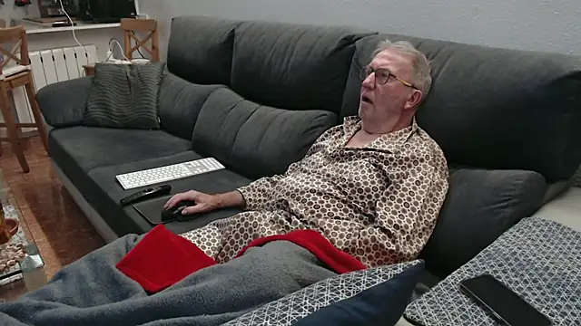 Nudelschwanz online show from 6, 2, 2026