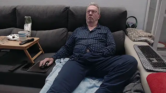 Nudelschwanz online show from 5, 3, 2026