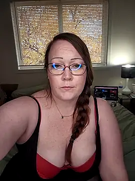 BBWQUEENBEEE online show from 13, 10, 2025